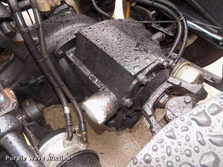 image for item DA3059 2005 Freightliner Columbia semi truck