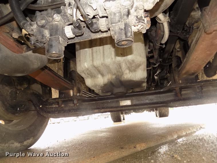 image for item DA3059 2005 Freightliner Columbia semi truck