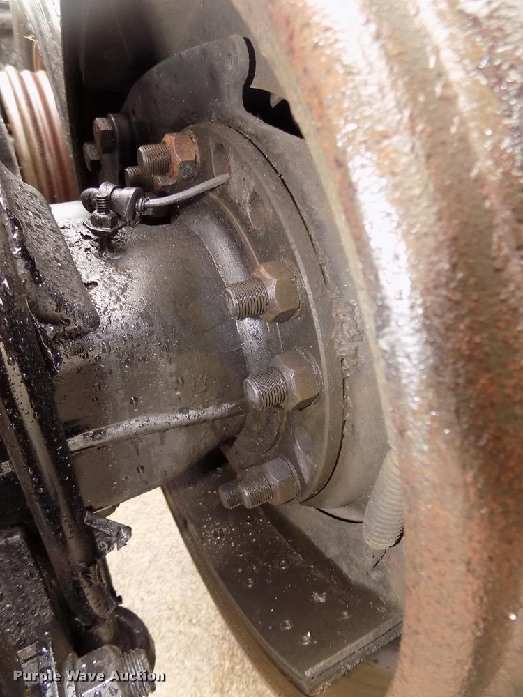 image for item DA3059 2005 Freightliner Columbia semi truck