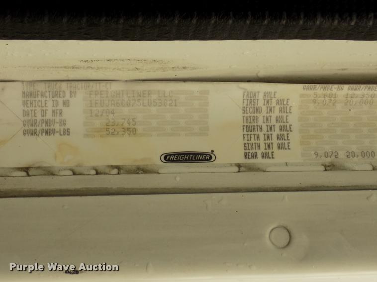 image for item DA3059 2005 Freightliner Columbia semi truck