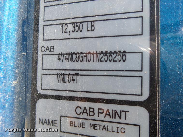 image for item DB1388 2001 Volvo VNL semi truck