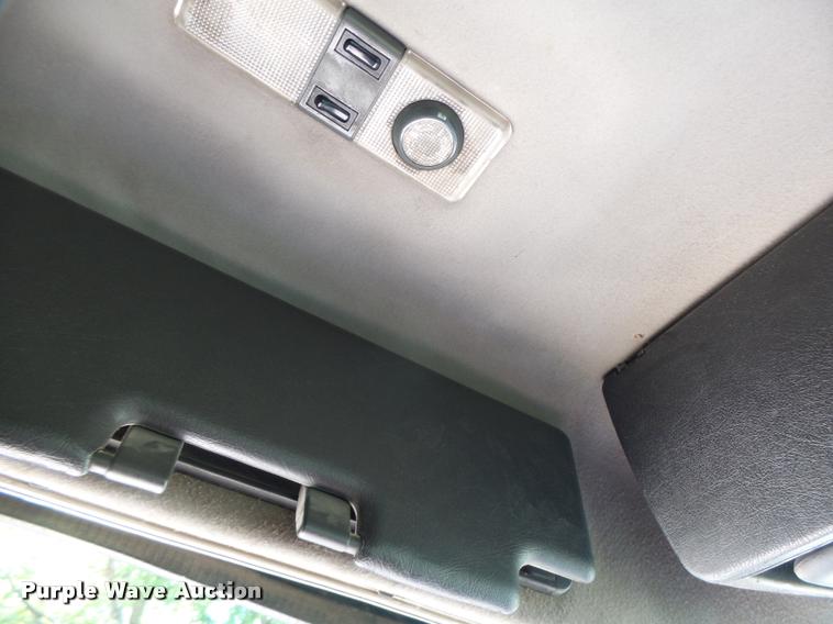 image for item DB1388 2001 Volvo VNL semi truck