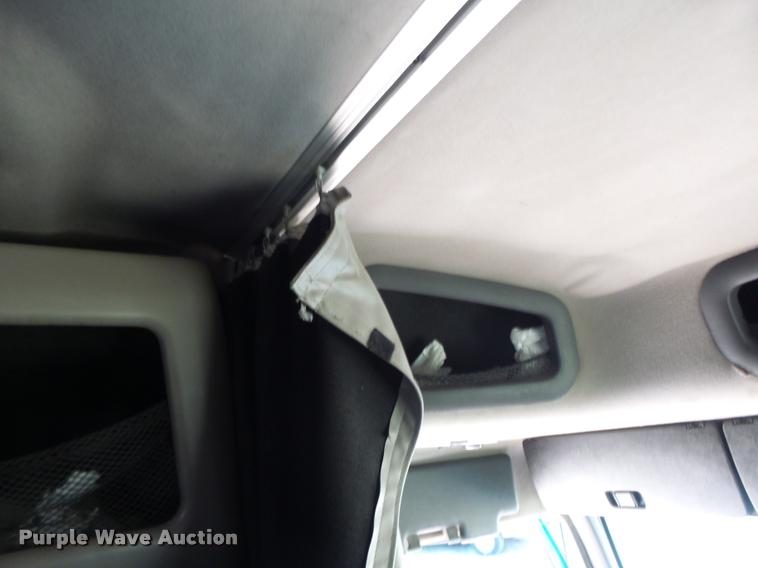 image for item DB1388 2001 Volvo VNL semi truck