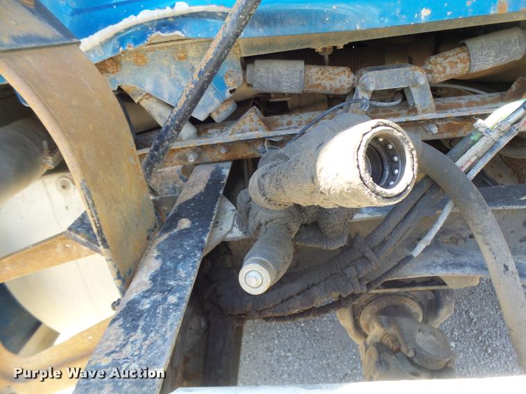 image for item DB1388 2001 Volvo VNL semi truck