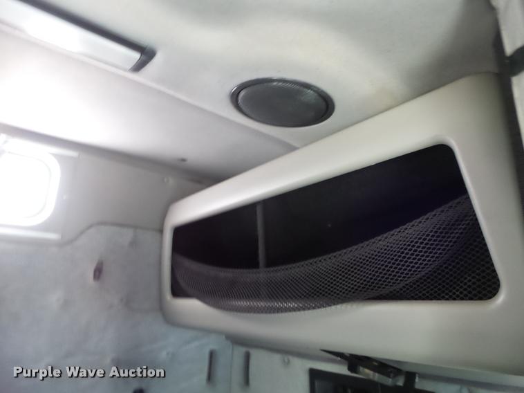 image for item DB1389 2001 Volvo VNL semi truck