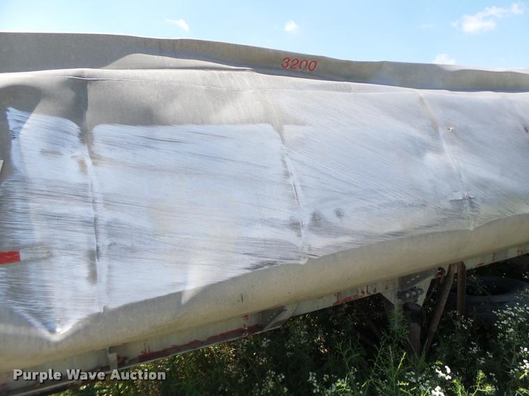 image for item DB1390 1980 Heil tank trailer