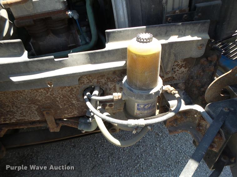 image for item DB1392 2001 Volvo VNL semi truck