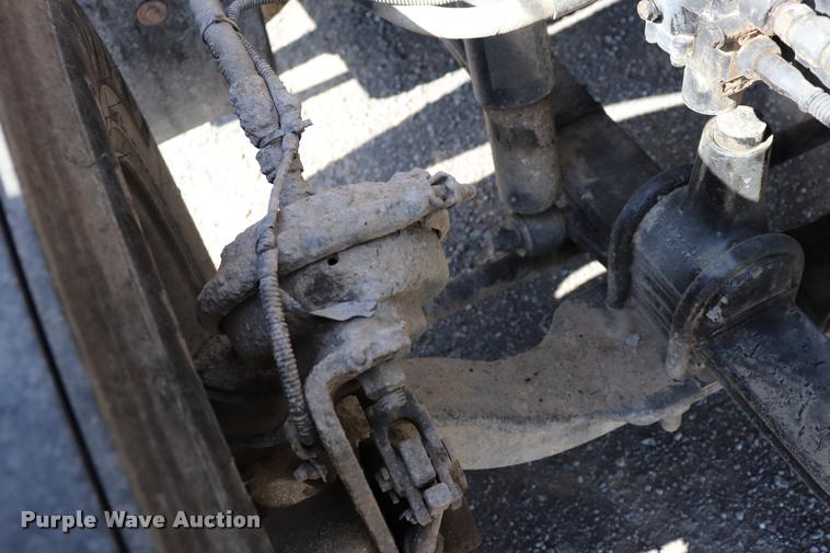 image for item DK9577 2001 Freightliner FLD120 semi truck