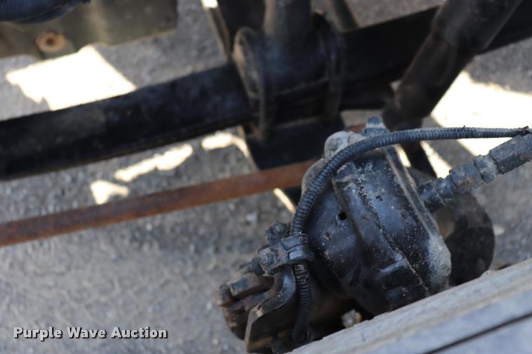 image for item DK9577 2001 Freightliner FLD120 semi truck