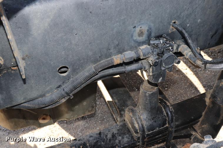 image for item DK9577 2001 Freightliner FLD120 semi truck