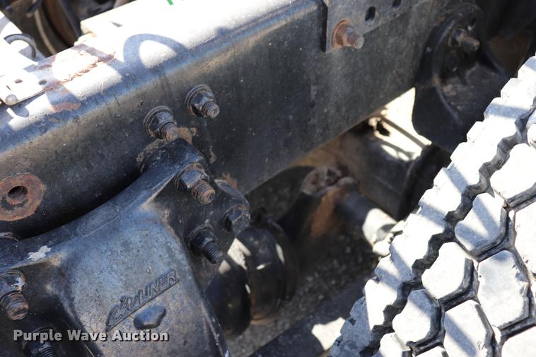 image for item DK9577 2001 Freightliner FLD120 semi truck