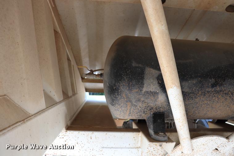 image for item G1202 2014 Armorlite SBD-90 bottom dump trailer