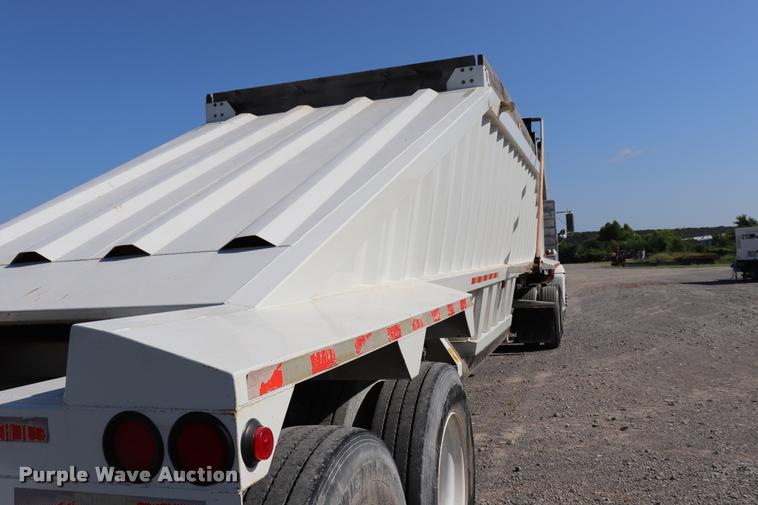 image for item G1202 2014 Armorlite SBD-90 bottom dump trailer