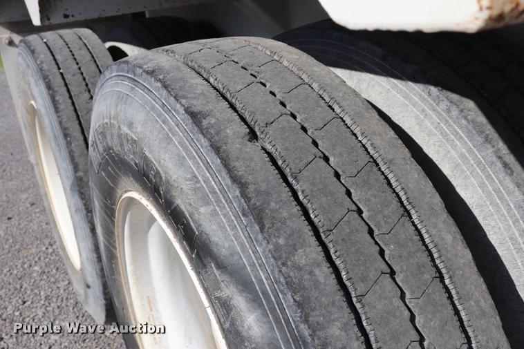 image for item G1202 2014 Armorlite SBD-90 bottom dump trailer