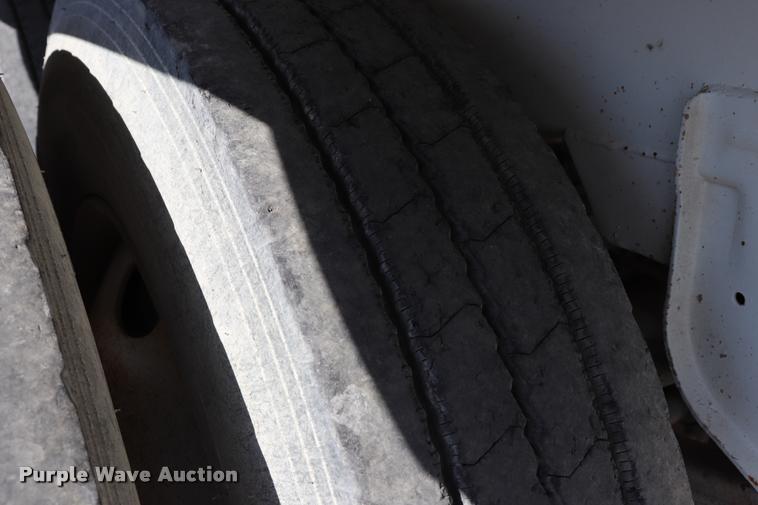 image for item G1202 2014 Armorlite SBD-90 bottom dump trailer