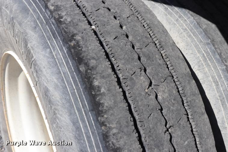 image for item G1202 2014 Armorlite SBD-90 bottom dump trailer