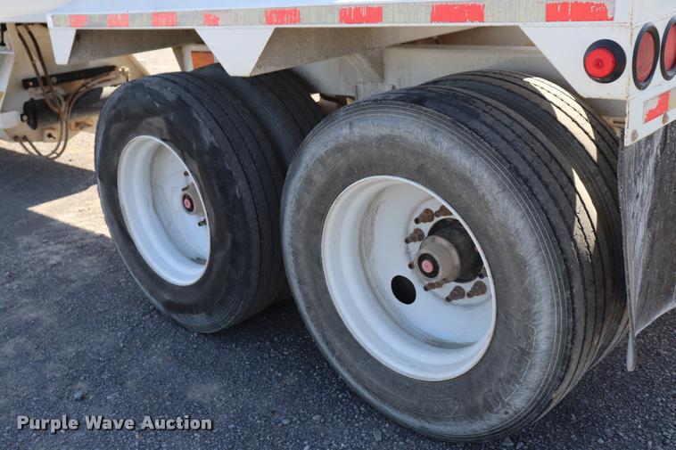 image for item G1202 2014 Armorlite SBD-90 bottom dump trailer