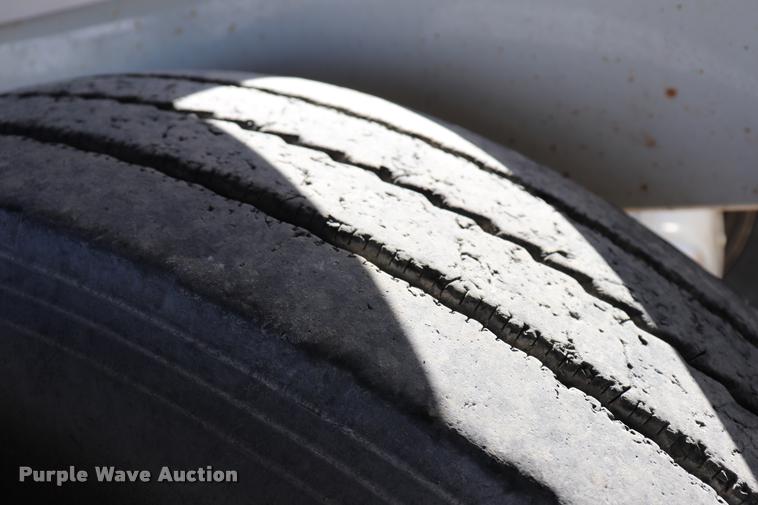 image for item G1202 2014 Armorlite SBD-90 bottom dump trailer