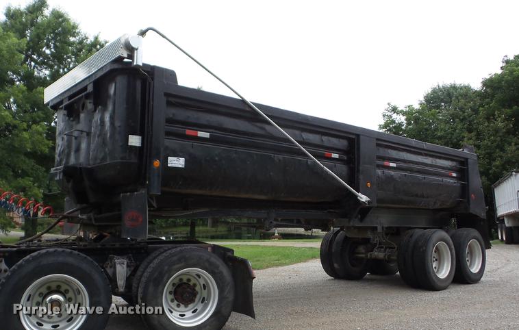 image for item J8609 1986 CMC end dump trailer