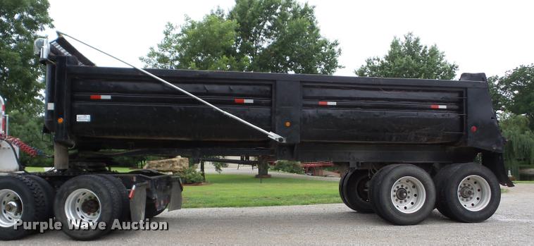 image for item J8609 1986 CMC end dump trailer