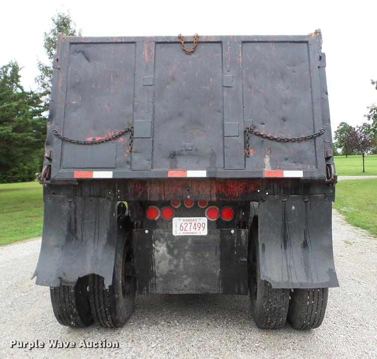 image for item J8609 1986 CMC end dump trailer