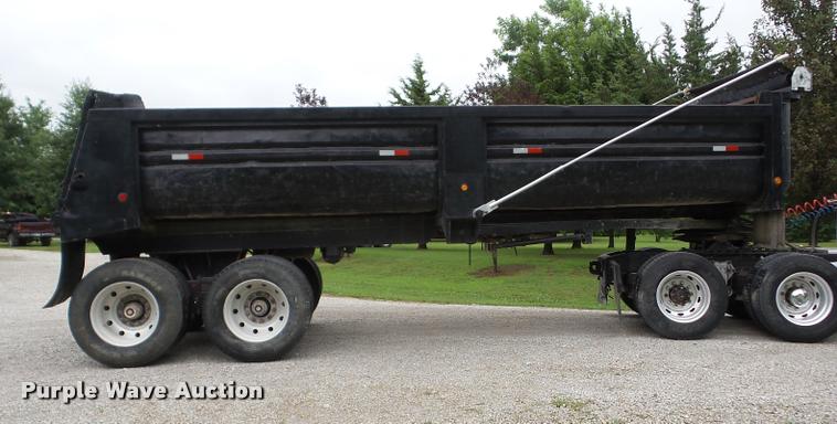 image for item J8609 1986 CMC end dump trailer