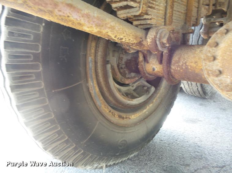 image for item K7536 1951 Brown dry van trailer