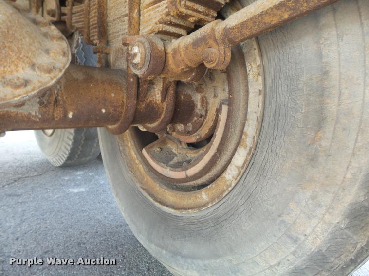 image for item K7536 1951 Brown dry van trailer