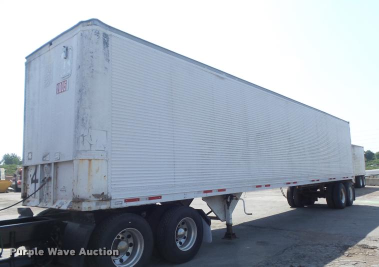 image for item K7537 1981 Trailmobile 011A-15AW dry van trailer