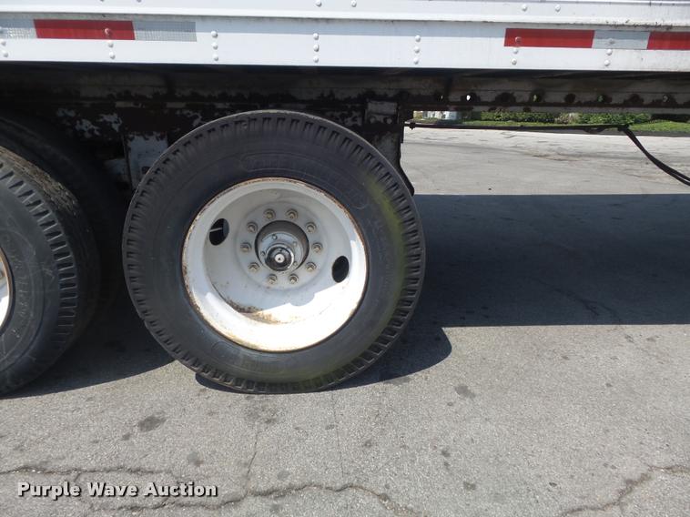 image for item K7537 1981 Trailmobile 011A-15AW dry van trailer