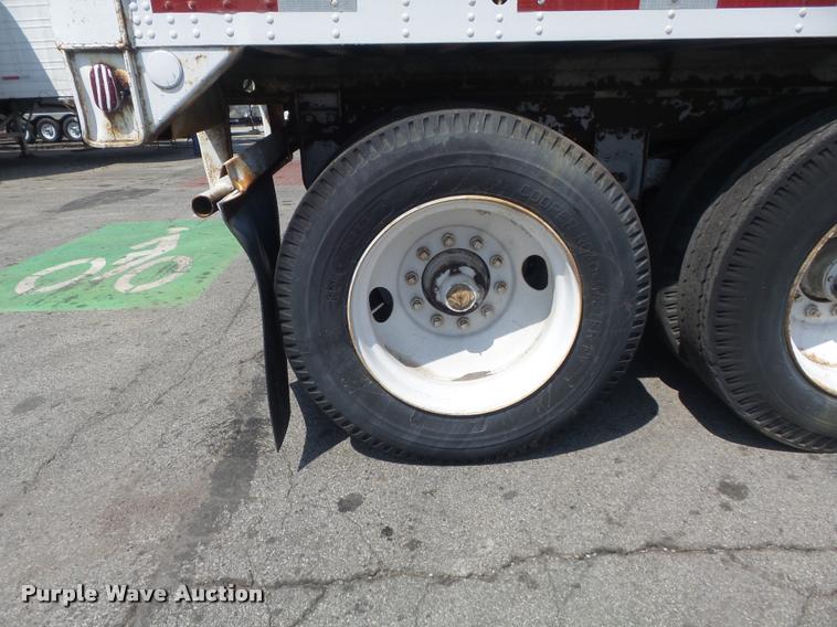 image for item K7537 1981 Trailmobile 011A-15AW dry van trailer