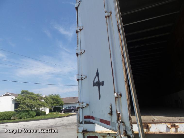 image for item K7537 1981 Trailmobile 011A-15AW dry van trailer