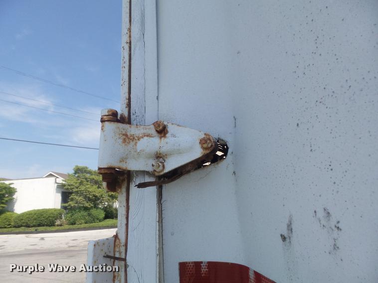 image for item K7537 1981 Trailmobile 011A-15AW dry van trailer