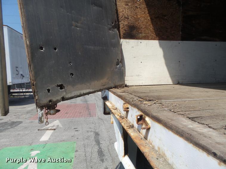 image for item K7537 1981 Trailmobile 011A-15AW dry van trailer