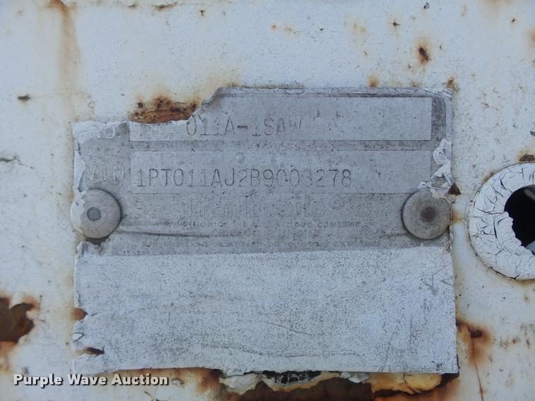 image for item K7537 1981 Trailmobile 011A-15AW dry van trailer