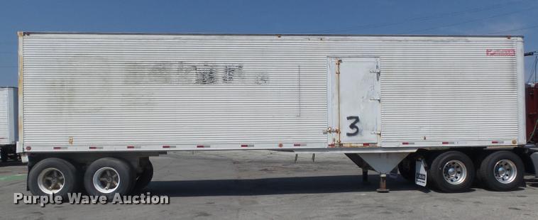 image for item K7538 1972 Trailmobile A11J4CAN dry van trailer