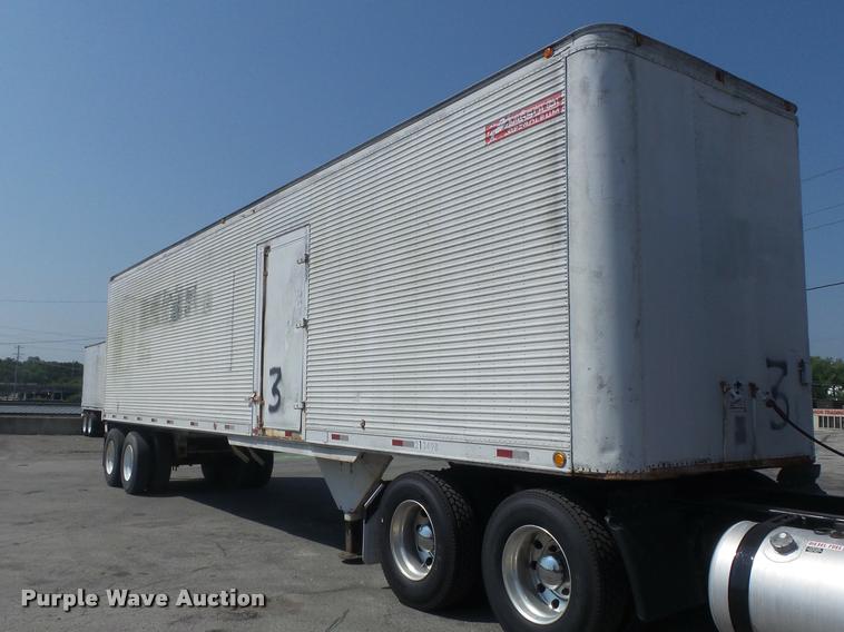 image for item K7538 1972 Trailmobile A11J4CAN dry van trailer