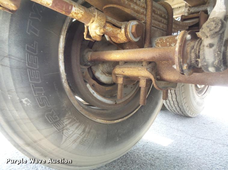 image for item K7538 1972 Trailmobile A11J4CAN dry van trailer