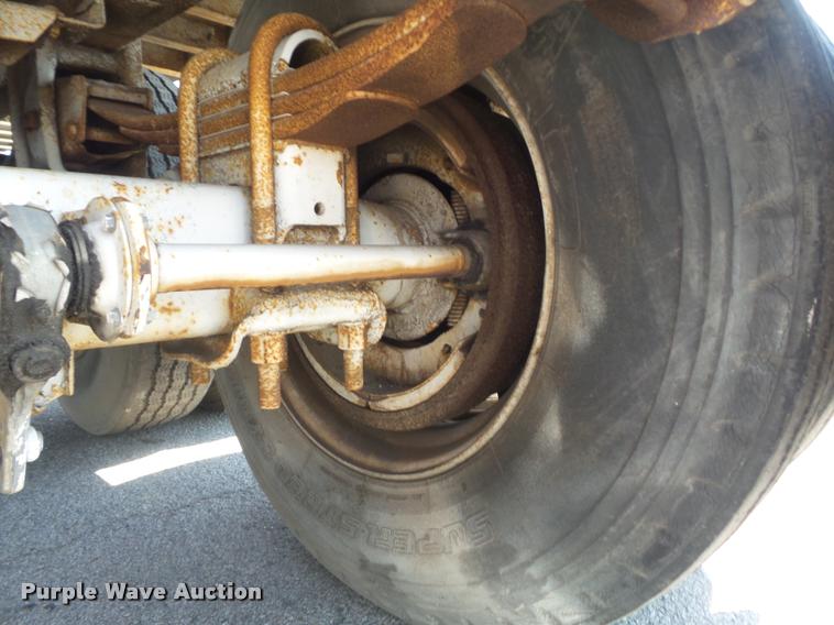 image for item K7538 1972 Trailmobile A11J4CAN dry van trailer