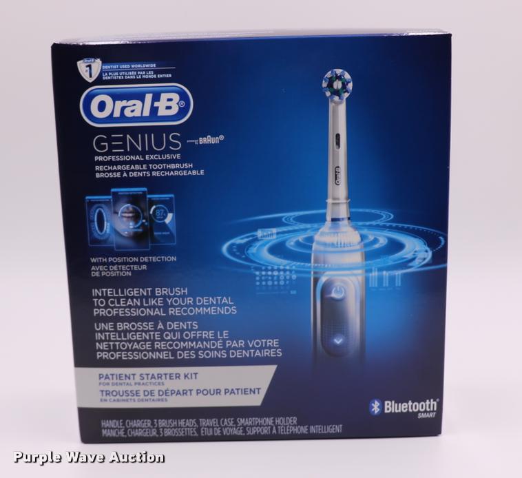 image for item G1265 Oral B Genius Electric toothbrush