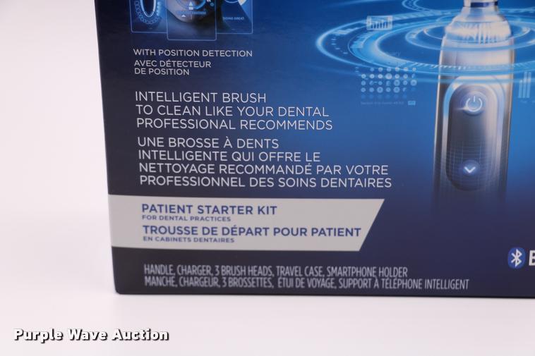 image for item G1265 Oral B Genius Electric toothbrush
