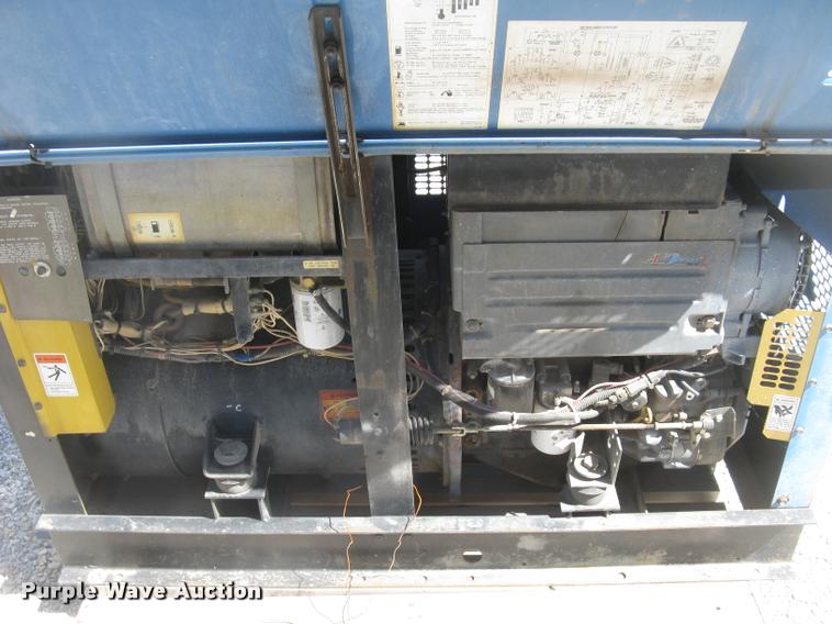 image for item AR9773 Miller Big Blue 251D DC welder/generator