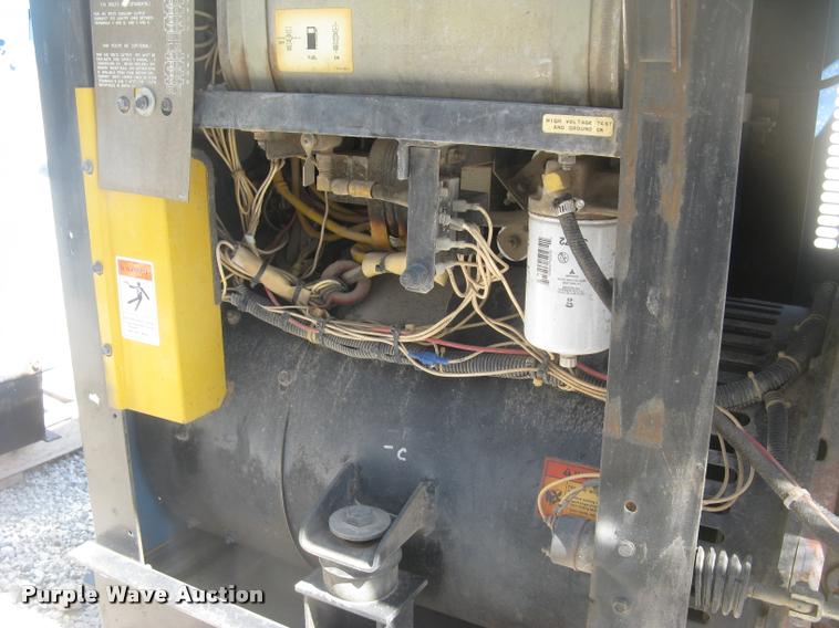 image for item AR9773 Miller Big Blue 251D DC welder/generator