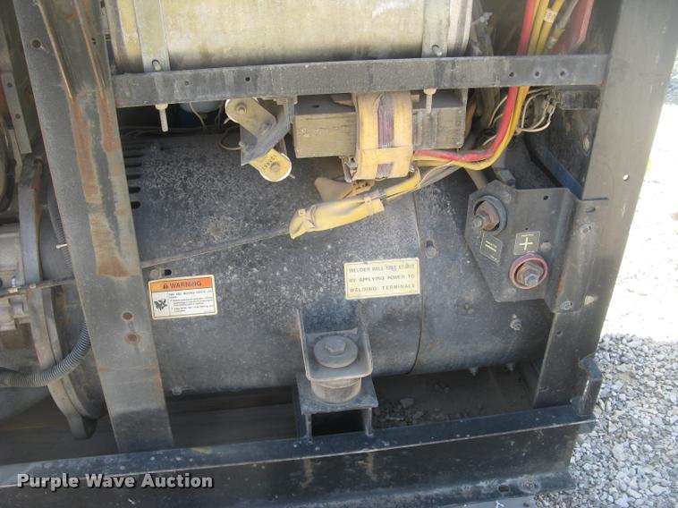 image for item AR9773 Miller Big Blue 251D DC welder/generator