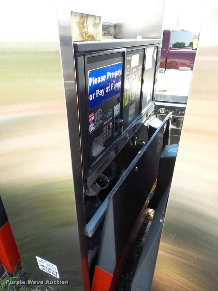 image for item BG9504 (8) fuel dispensers