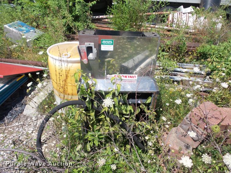 image for item BG9504 (8) fuel dispensers