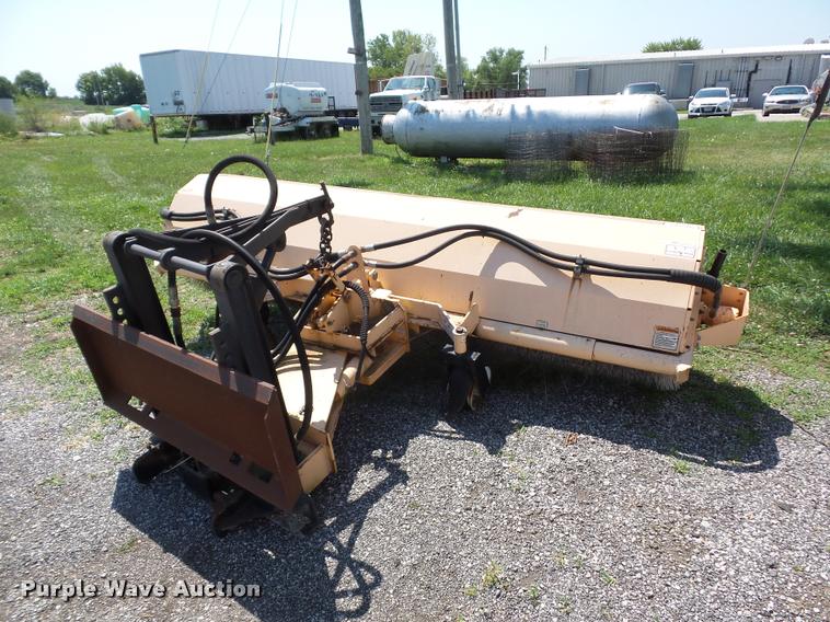 image for item BG9505 Gledhill skid steer sweeper