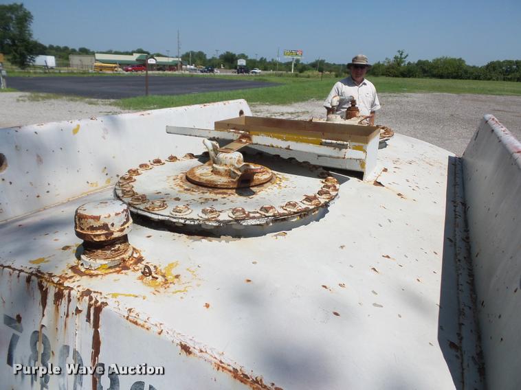 image for item BG9506 Fuel tank