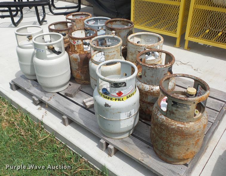 image for item BG9508 (12) 47.5 lbs propane tanks