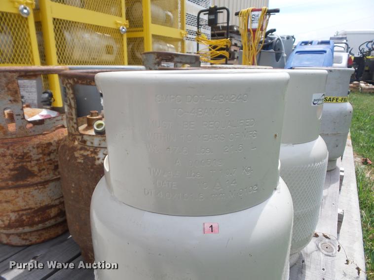 image for item BG9508 (12) 47.5 lbs propane tanks